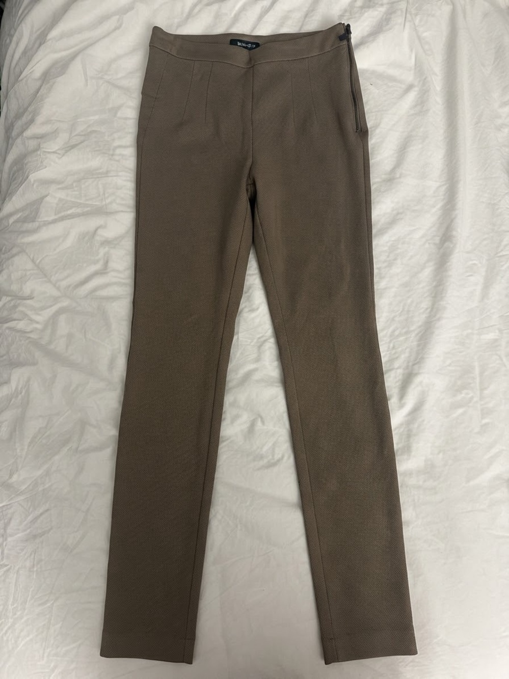 RW&CO. Slim Straight Khaki Pants in Taupe Brown